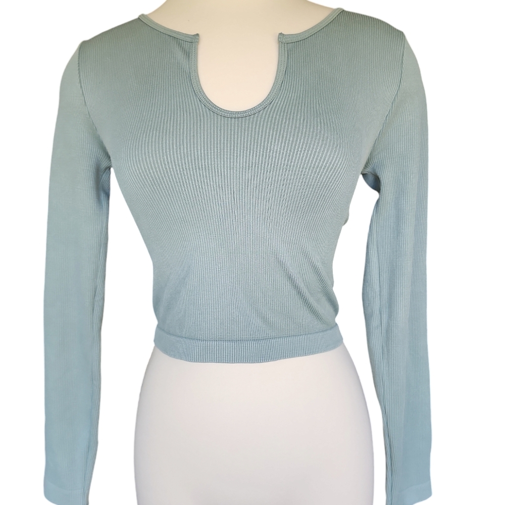 cropped long sleeve